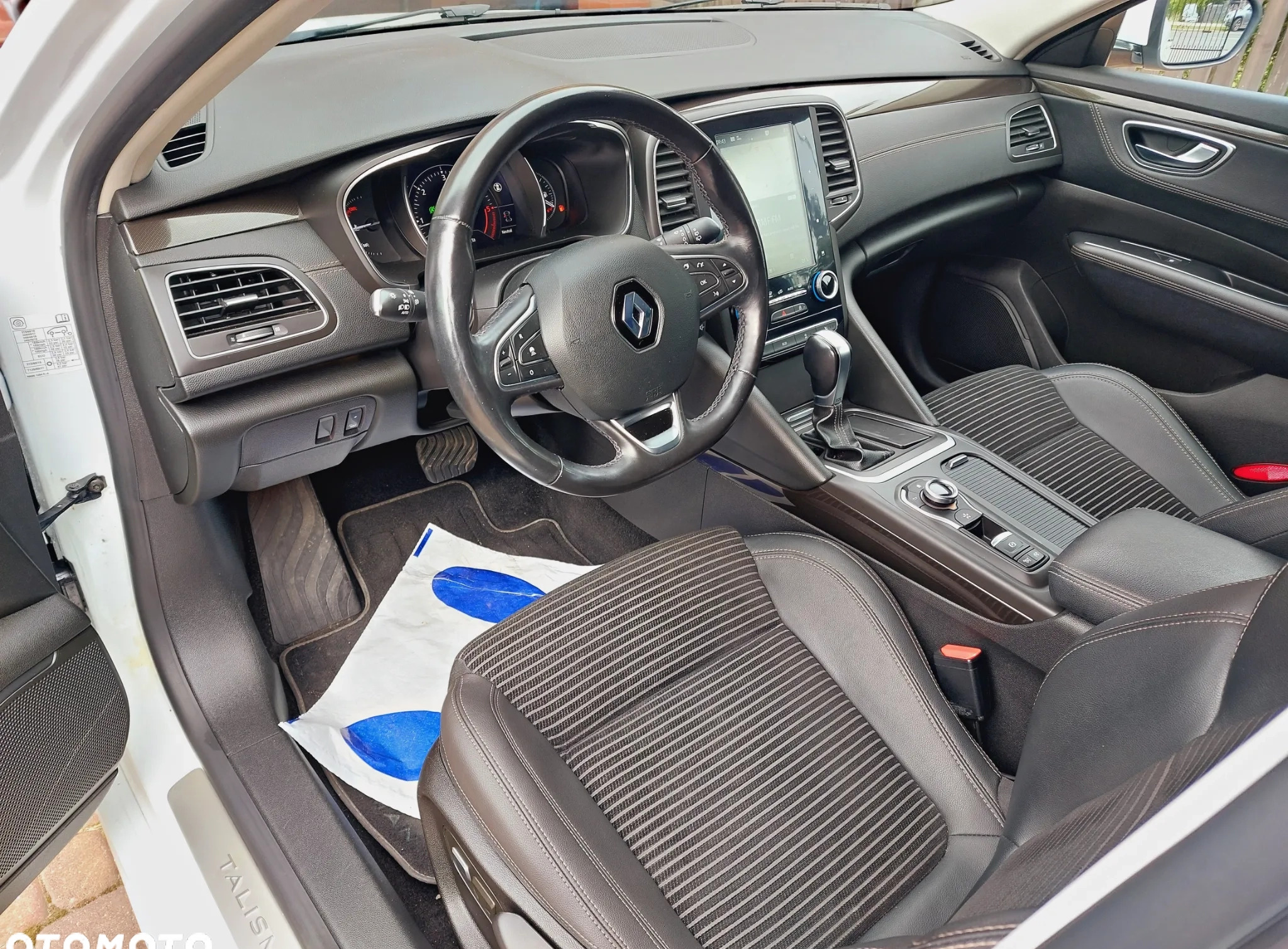Renault Talisman cena 69900 przebieg: 166000, rok produkcji 2019 z Zawiercie małe 781